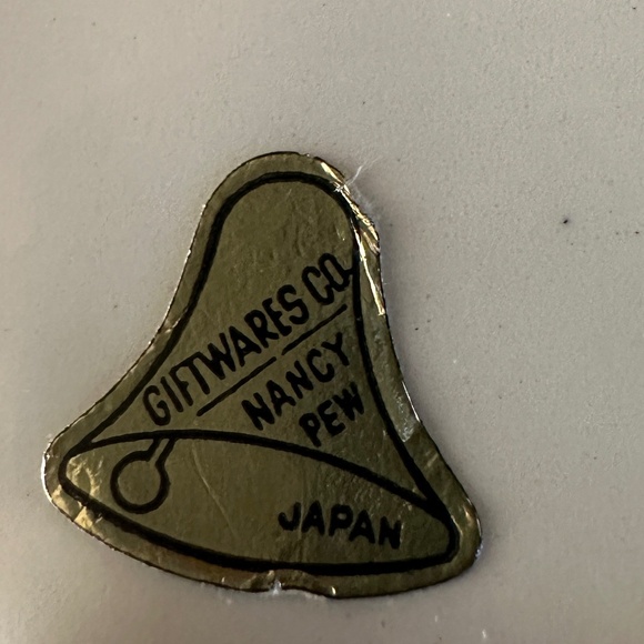 Vintage Nancy Pew Giftware Co. Hound Dog Planter Made in Japan - Picture 5 of 16